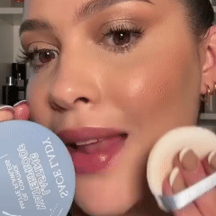 🟣 Polvo Anti Grasa y Brillo Morado – Fijación Mate Todo el Día, Resistente al Agua y al Sudor